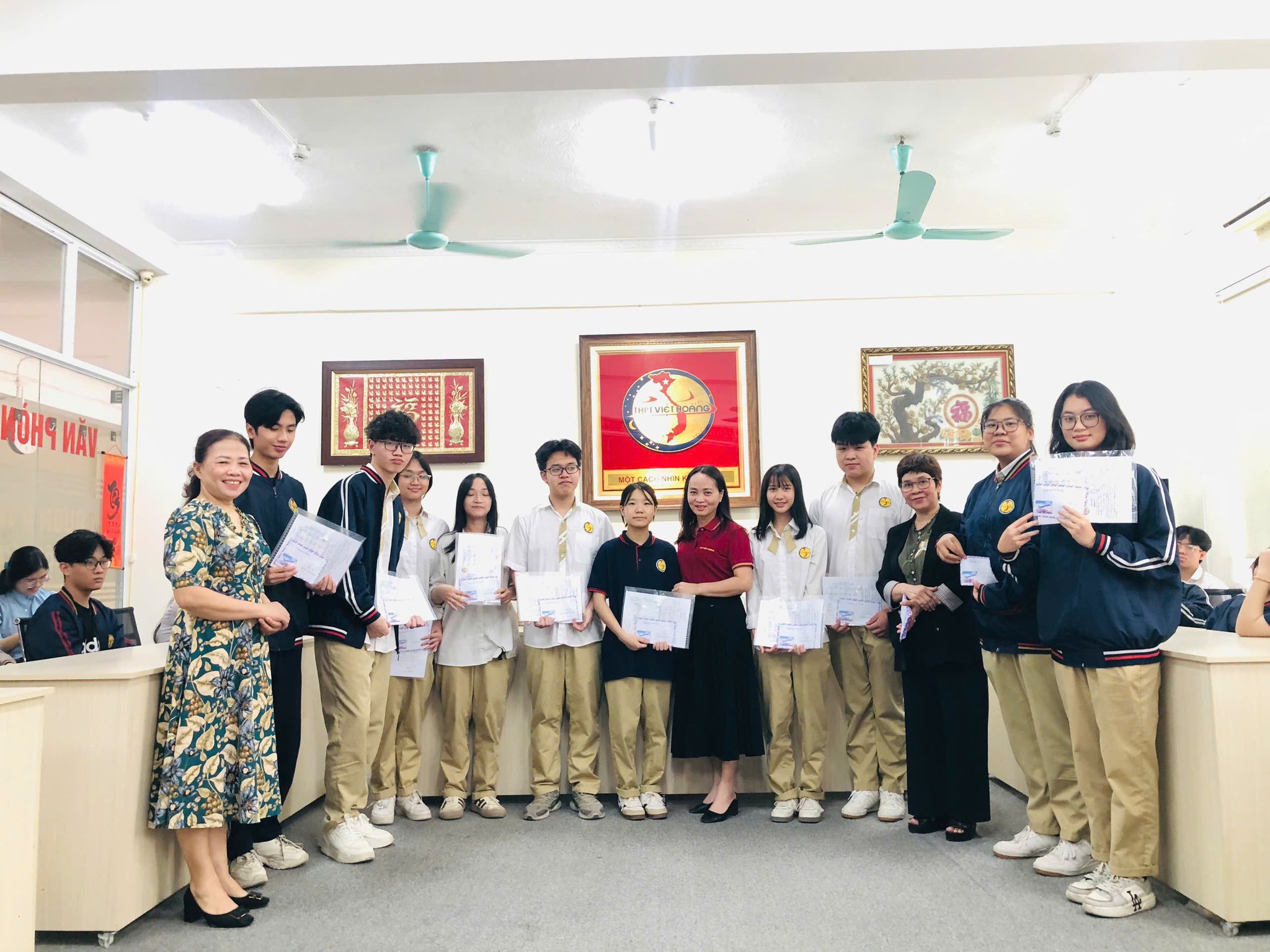 489891886_1085985853572530_4506443996406256084_n